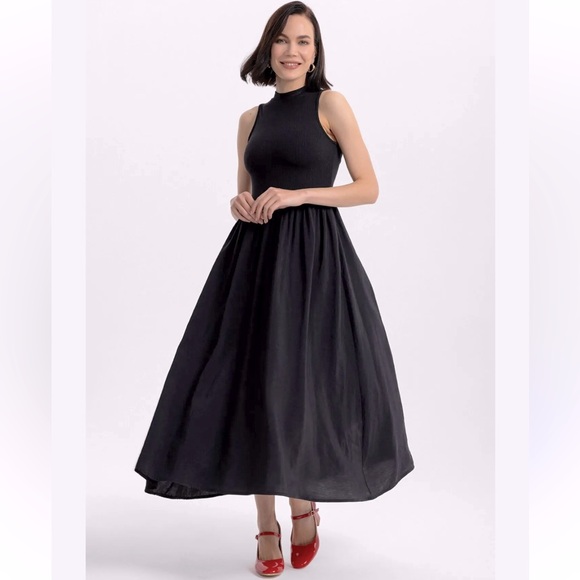 Old Navy Black Ribbed Tank Top Maxi Fit Flare Dress Womens Size S - Picture 1 of 10